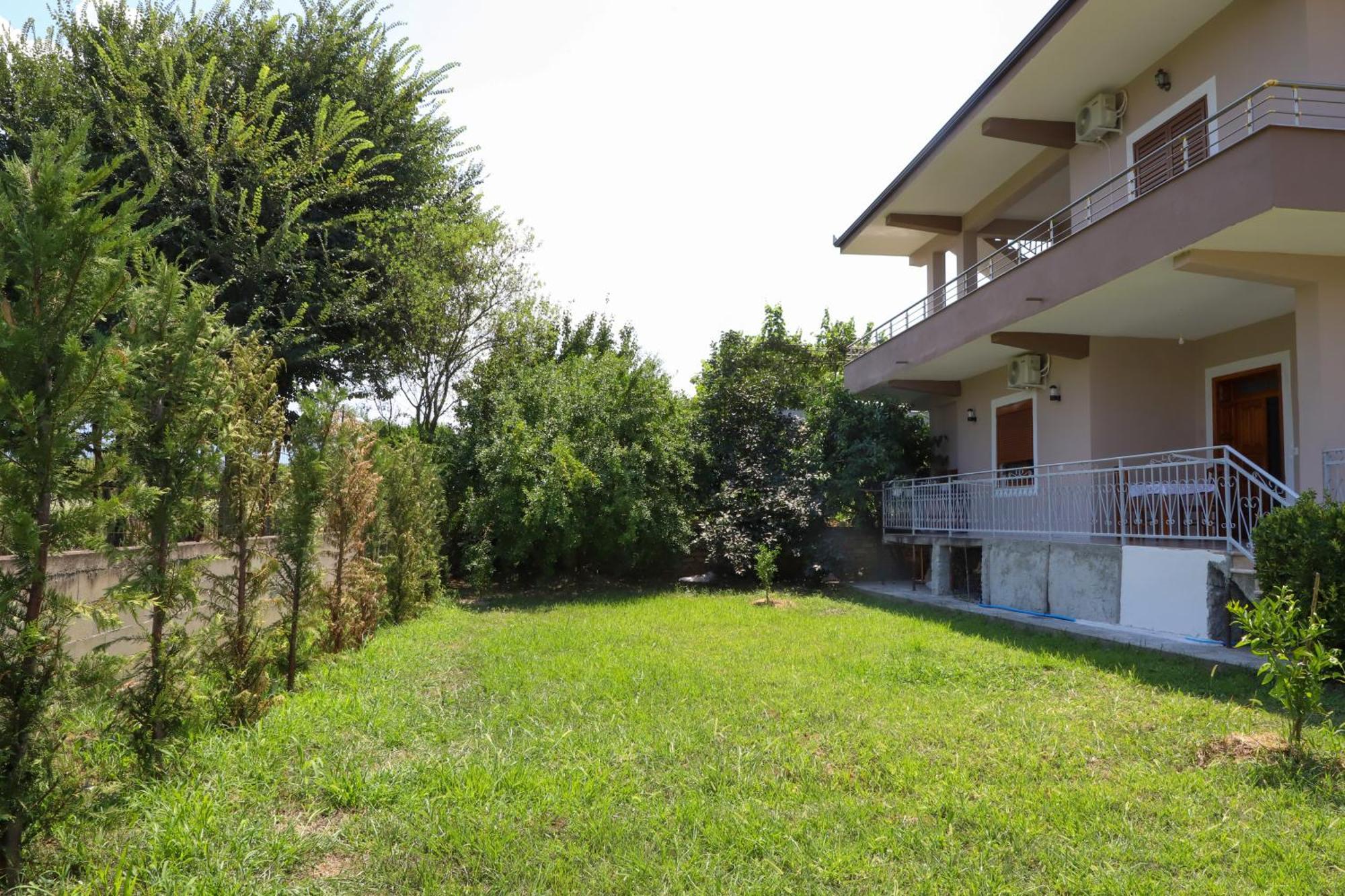 Villa Fjorentin ベラト エクステリア 写真